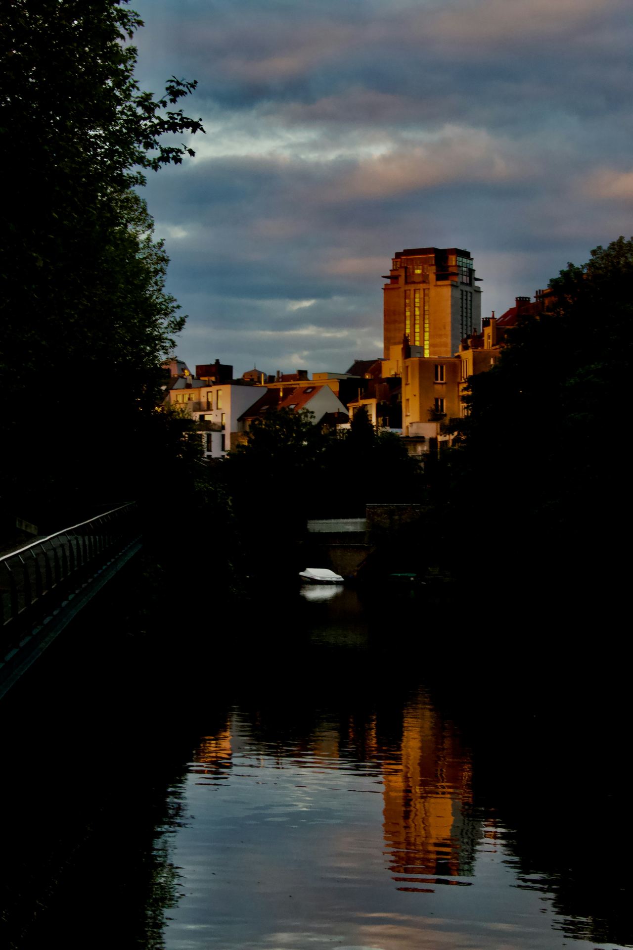 Gent zonsondergang water