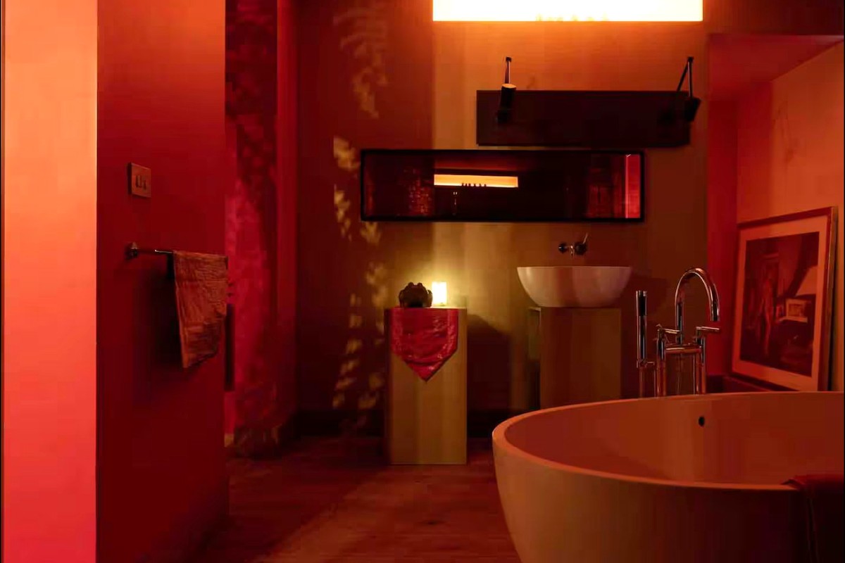 Shanghai Suite