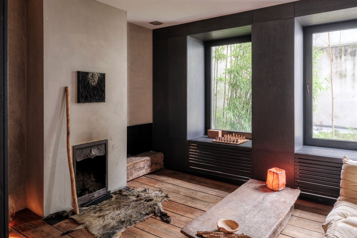 Wabi Guesthouse — living